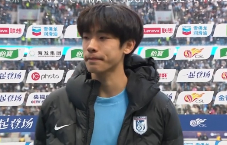 朱鹏宇:获得中超首个3分非常开心 是大连球迷不离不弃成就了我们